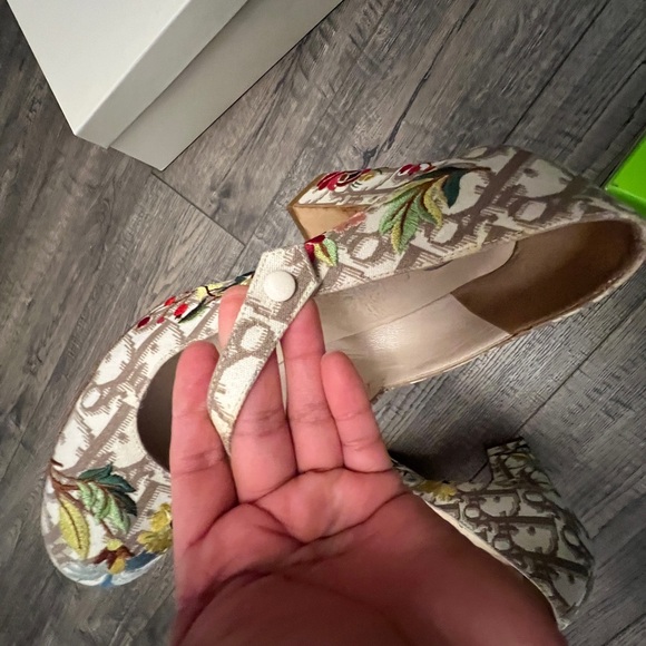 Dior vintage heels - Picture 5 of 8